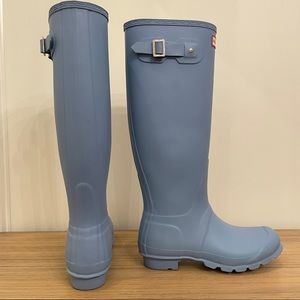 Hunter Originals Tall Light Blue gray rain boots.